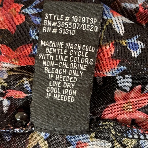 I.N. Smocked Neck Ditsy Floral Print Blouse Top - Picture 11 of 13